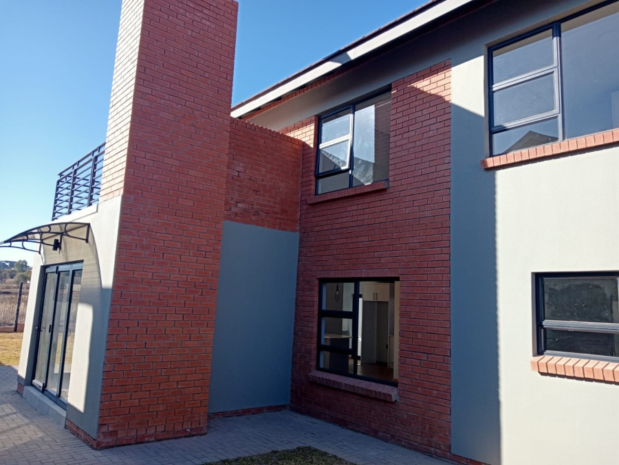 3 Bedroom Property for Sale in Somerton Estate Free State